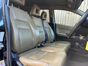 Honda FR-V 1.8 i-VTEC EX MPV 5dr Petrol Manual (177 g/km, 138 bhp)
