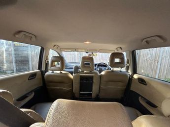 Honda FR-V 1.8 i-VTEC EX MPV 5dr Petrol Manual (177 g/km, 138 bhp)