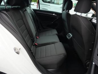 Volkswagen Golf 2.0 TSI BlueMotion Tech R DSG 4Motion Euro 6 (s/s) (310 ps) 5dr