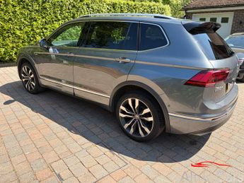 Volkswagen Tiguan 1.5 TSI EVO R-Line Tech SUV 5dr Petrol DSG Euro 6 (s/s) (150 ps)