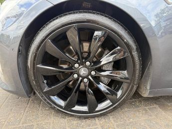 Tesla Model S 90D (Dual Motor) Hatchback 5dr Electric Auto 4WD (417 bhp)