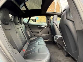 Tesla Model S 90D (Dual Motor) Hatchback 5dr Electric Auto 4WD (417 bhp)