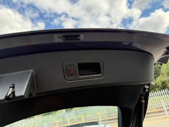 Tesla Model S 90D (Dual Motor) Hatchback 5dr Electric Auto 4WD (417 bhp)
