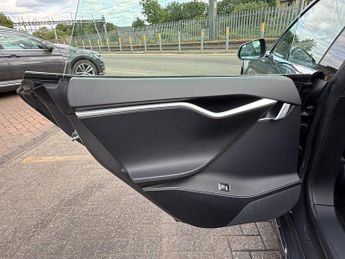 Tesla Model S 90D (Dual Motor) Hatchback 5dr Electric Auto 4WD (417 bhp)