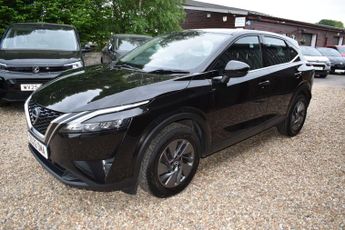 Nissan Qashqai 1.3 DIG-T MHEV Acenta Premium XTRON Euro 6 (s/s) 5dr