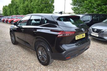 Nissan Qashqai 1.3 DIG-T MHEV Acenta Premium XTRON Euro 6 (s/s) 5dr