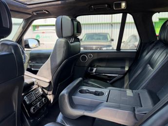 Land Rover Range Rover 4.4 SD V8 Vogue SE SUV 5dr Diesel Auto 4WD Euro 5 (339 ps)