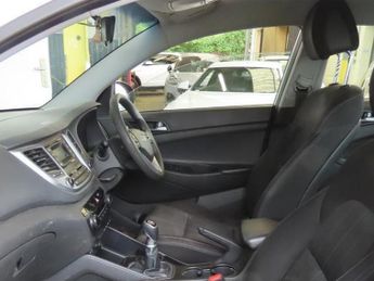 Hyundai Tucson 1.7 CRDi Blue Drive S SUV 5dr Diesel Manual Euro 6 (s/s) (116 ps