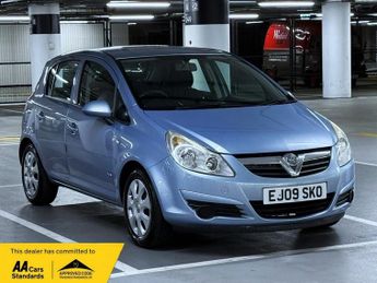Vauxhall Corsa 1.4i 16v Club Hatchback 5dr Petrol Automatic (158 g/km, 89 bhp)