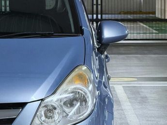 Vauxhall Corsa 1.4i 16v Club Hatchback 5dr Petrol Automatic (158 g/km, 89 bhp)