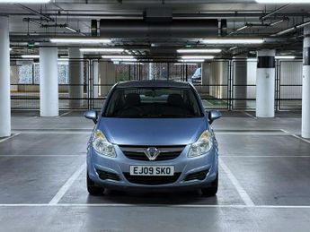 Vauxhall Corsa 1.4i 16v Club Hatchback 5dr Petrol Automatic (158 g/km, 89 bhp)