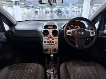 Vauxhall Corsa 1.4i 16v Club Hatchback 5dr Petrol Automatic (158 g/km, 89 bhp)