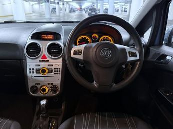 Vauxhall Corsa 1.4i 16v Club Hatchback 5dr Petrol Automatic (158 g/km, 89 bhp)