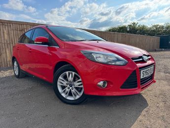 Ford Focus 1.6 Titanium Navigator Hatchback 5dr Petrol Powershift Euro 5 (1