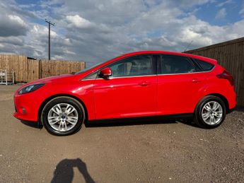Ford Focus 1.6 Titanium Navigator Hatchback 5dr Petrol Powershift Euro 5 (1