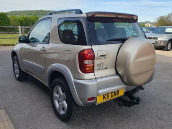 Toyota RAV4 2.0 VVT-i XT3 SUV 3dr Petrol Automatic 4WD (218 g/km, 147 bhp)  
