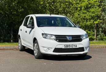 Dacia Sandero 1.0 SCe Essential Hatchback 5dr Petrol Manual Euro 6 (75 ps)