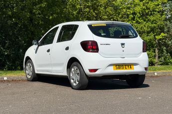 Dacia Sandero 1.0 SCe Essential Hatchback 5dr Petrol Manual Euro 6 (75 ps)