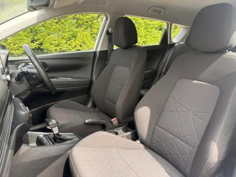 Hyundai Bayon 1.0 T-GDi MHEV SE Connect SUV 5dr Petrol Hybrid DCT Euro 6 (s/s)