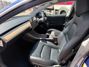 Tesla Model 3 Standard Range Plus Saloon 4dr Electric Auto RWD (241 bhp)