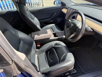 Tesla Model 3 Standard Range Plus Saloon 4dr Electric Auto RWD (241 bhp)