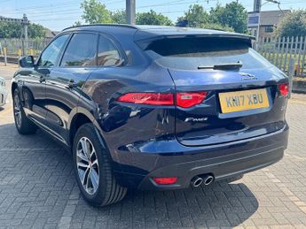 Jaguar F-Pace 2.0 D180 R-Sport SUV 5dr Diesel Auto AWD Euro 6 (s/s) (180 ps)