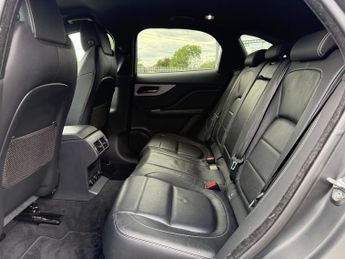Jaguar F-Pace 2.0 D180 R-Sport SUV 5dr Diesel Auto AWD Euro 6 (s/s) (180 ps)