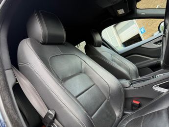Jaguar F-Pace 2.0 D180 R-Sport SUV 5dr Diesel Auto AWD Euro 6 (s/s) (180 ps)