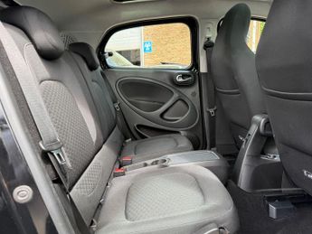 Smart ForFour 17.6kWh Pulse Premium Hatchback 5dr Electric Auto (22kW Charger)
