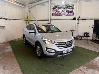 Hyundai Santa Fe 2.2 CRDi Blue Drive Premium SUV 5dr Diesel Auto 4WD Euro 6 (s/s)