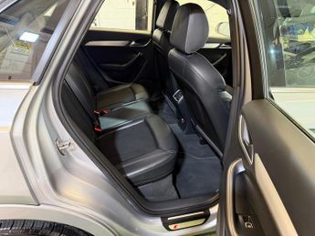 Audi Q3 2.0 TFSI S line SUV 5dr Petrol S Tronic quattro Euro 6 (s/s) (Na