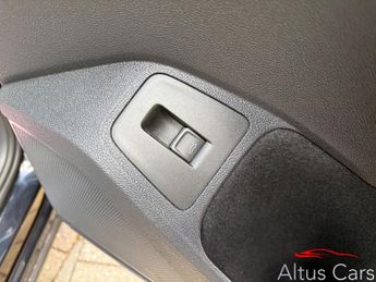 Volkswagen Tiguan 1.5 TSI EVO R-Line SUV 5dr Petrol DSG Euro 6 (s/s) (150 ps)