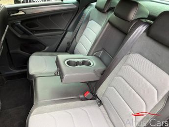 Volkswagen Tiguan 1.5 TSI EVO R-Line SUV 5dr Petrol DSG Euro 6 (s/s) (150 ps)