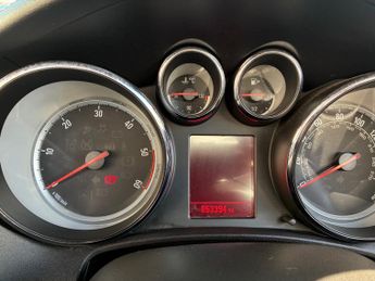 Vauxhall Cascada SE Convertible 2.0 CDTi 2 Dr Diesel Auto Euro 5 (165 ps)