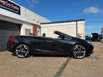 Vauxhall Cascada SE Convertible 2.0 CDTi 2 Dr Diesel Auto Euro 5 (165 ps)