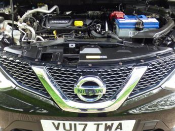 Nissan Qashqai 1.6 dCi Tekna XTRON 2WD Euro 6 (s/s) 5dr