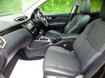Nissan Qashqai 1.6 dCi Tekna XTRON 2WD Euro 6 (s/s) 5dr