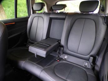 BMW 2 Series Gran Tourer 2.0 220d Luxury Auto xDrive Euro 6 (s/s) 5dr
