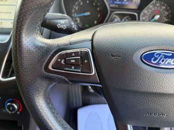 Ford Focus 1.0T EcoBoost ST-Line Hatchback 5dr Petrol Manual Euro 6 (s/s) (
