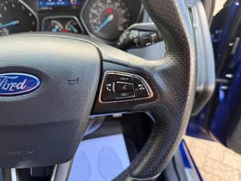 Ford Focus 1.0T EcoBoost ST-Line Hatchback 5dr Petrol Manual Euro 6 (s/s) (