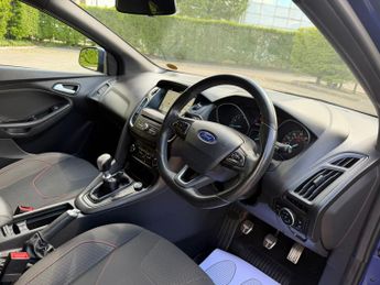 Ford Focus 1.0T EcoBoost ST-Line Hatchback 5dr Petrol Manual Euro 6 (s/s) (
