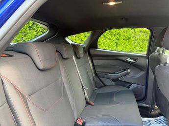 Ford Focus 1.0T EcoBoost ST-Line Hatchback 5dr Petrol Manual Euro 6 (s/s) (