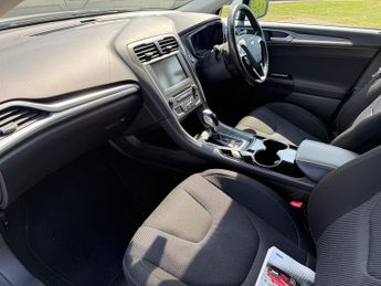 Ford Mondeo 2.0 TDCi Titanium Estate 5dr Diesel Powershift Euro 6 (s/s) (180