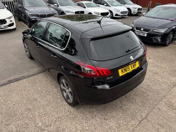 Peugeot 308 1.2 PureTech GPF Allure Hatchback 5dr Petrol EAT Euro 6 (s/s) (1