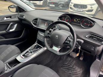 Peugeot 308 1.2 PureTech GPF Allure Hatchback 5dr Petrol EAT Euro 6 (s/s) (1