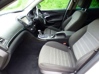 Vauxhall Insignia 2.0 CDTi SRi Nav Auto Euro 5 5dr