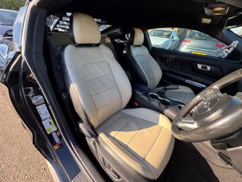 Ford Mustang 2.3T EcoBoost Fastback 2dr Petrol SelShift Euro 6 (290 ps)