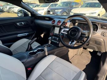Ford Mustang 2.3T EcoBoost Fastback 2dr Petrol SelShift Euro 6 (290 ps)