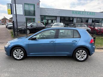 Volkswagen Golf 1.6 TDI BlueMotion Tech SE Hatchback 5dr Diesel DSG Euro 5 (s/s)