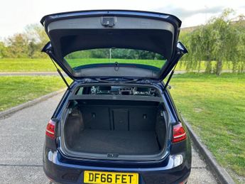 Volkswagen Golf 1.4 TSI GTE Nav Hatchback 5dr Petrol Plug-in Hybrid DSG Euro 6 (